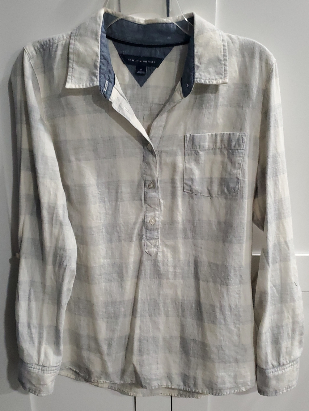 Tommy Hilfiger Cream and Light Gray Plaid Button-Down Shirt 100%cotton